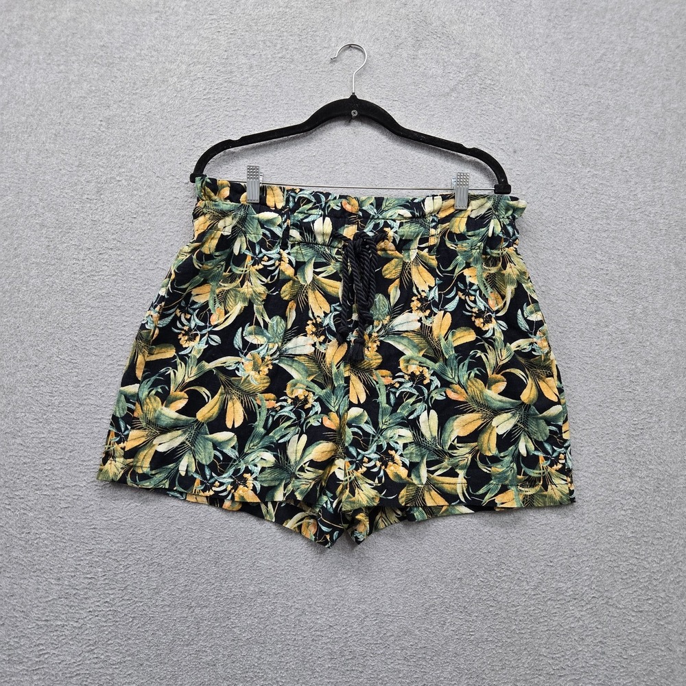 A.n.a New Approach Women Shorts L Black Linen Rayon Floral Casual Cottagecore
